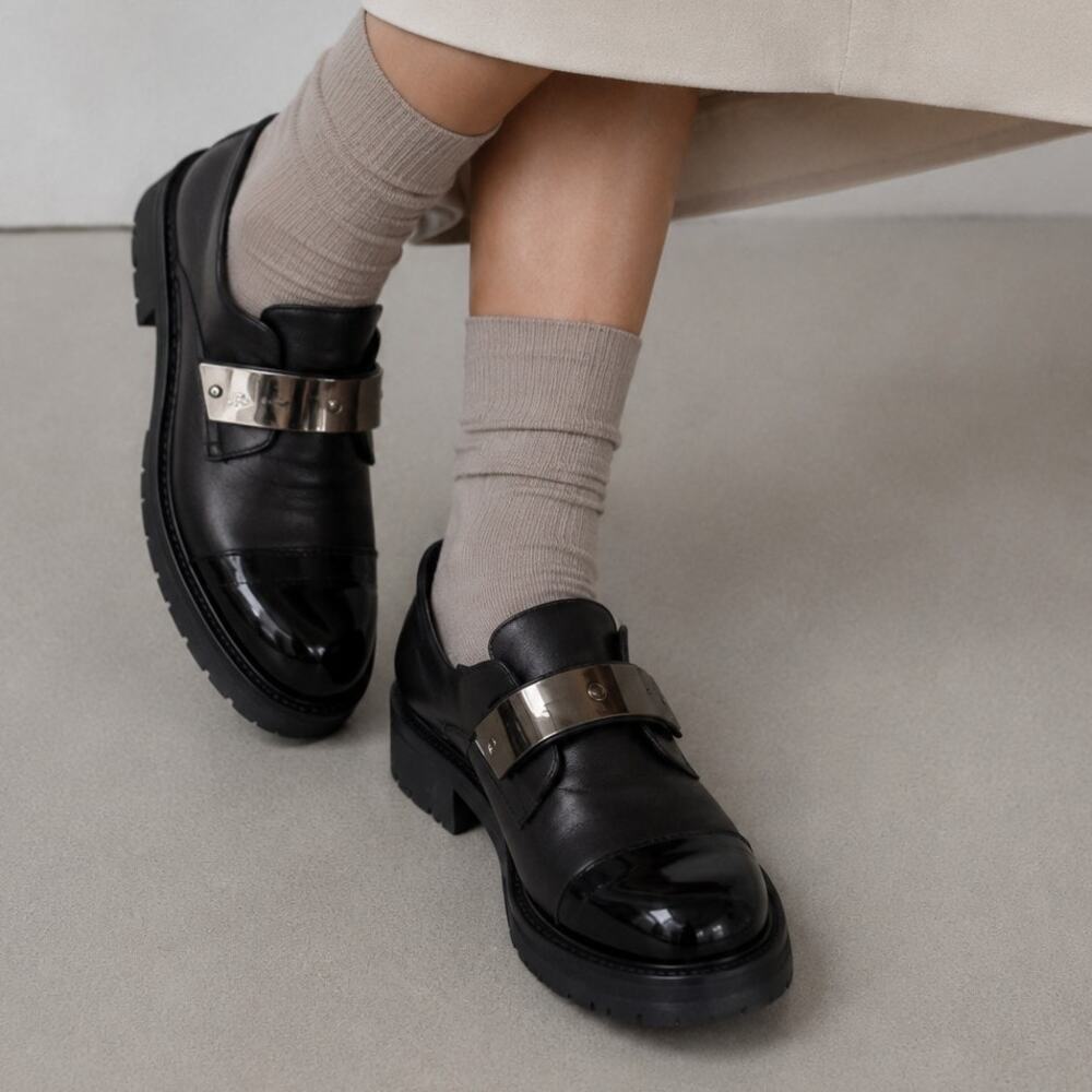 Giuseppe Zanotti Abigail Leather Metallic-detail Loafers Womens EU 40/US 10